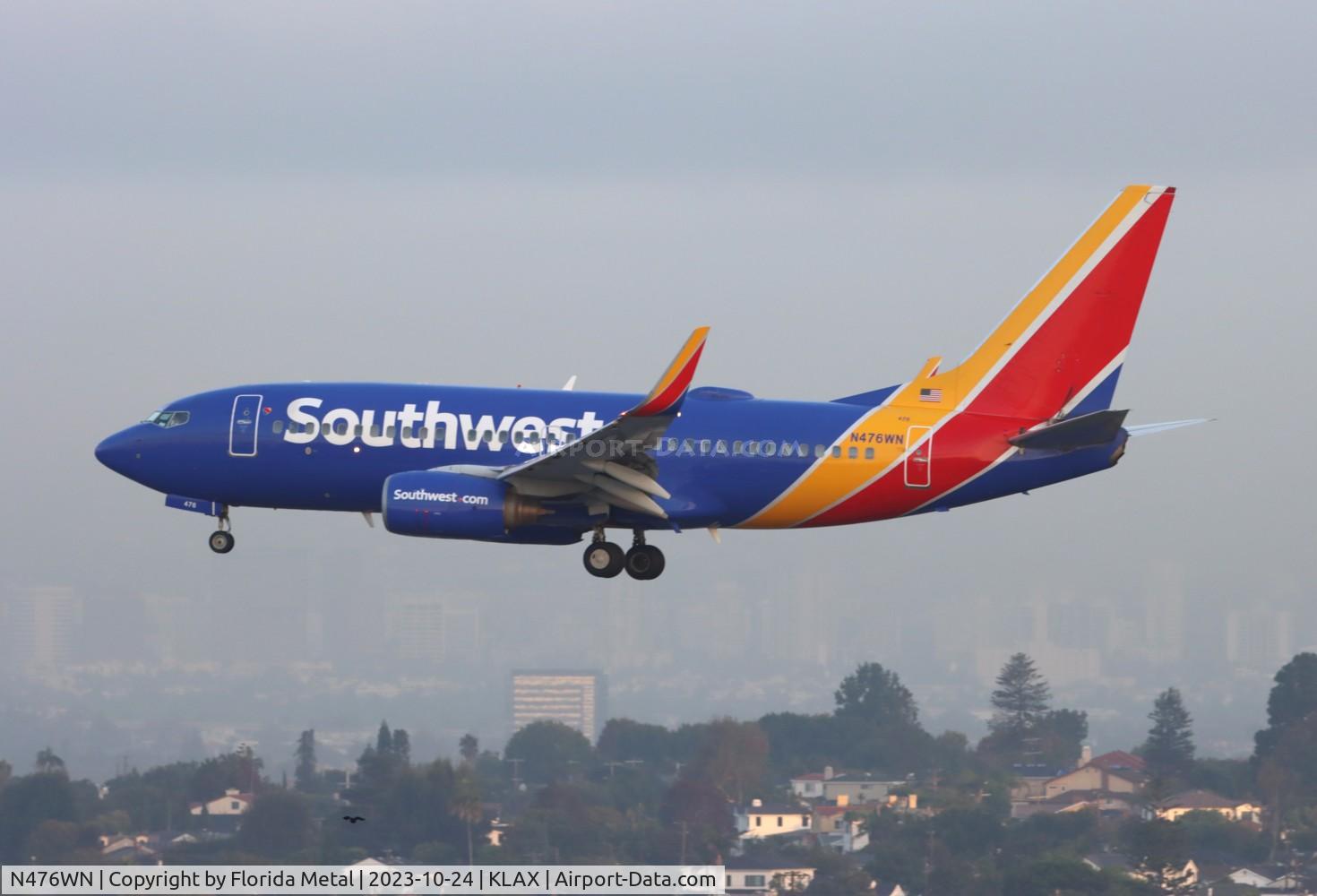 N476WN, 2004 Boeing 737-7H4 C/N 32475, SWA 737 nc zx OAK-LAX