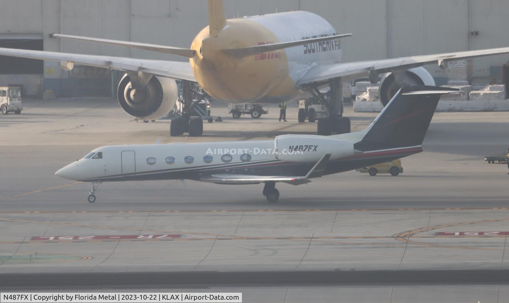 N487FX, 2009 Gulfstream Aerospace GIV-X (G450) C/N 4176, G450 zx