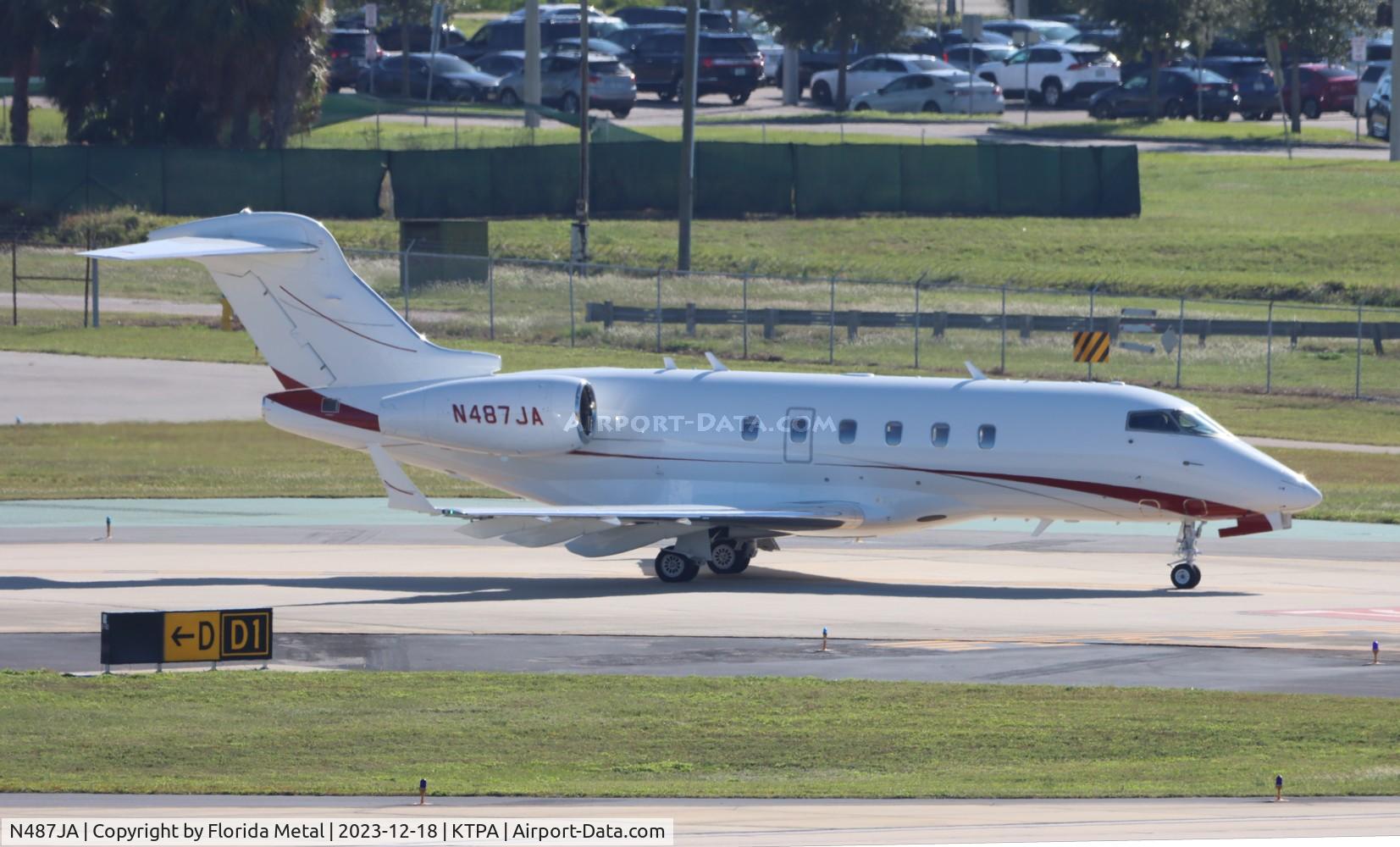 N487JA, 2014 Bombardier Challenger 300 (BD-100-1A10) C/N 20439, Challenger 300 zx TPA-MCI