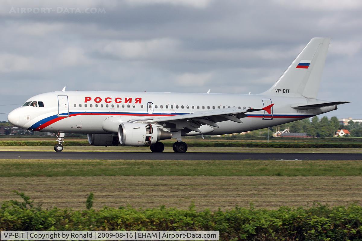 VP-BIT, 2002 Airbus A319-111 C/N 1761, at spl