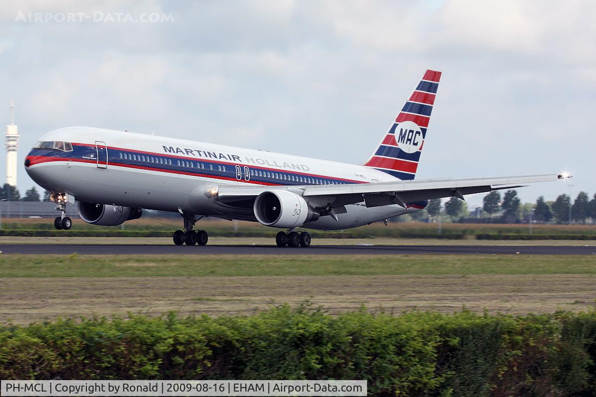 PH-MCL, 1992 Boeing 767-31A/ER C/N 26469, at spl