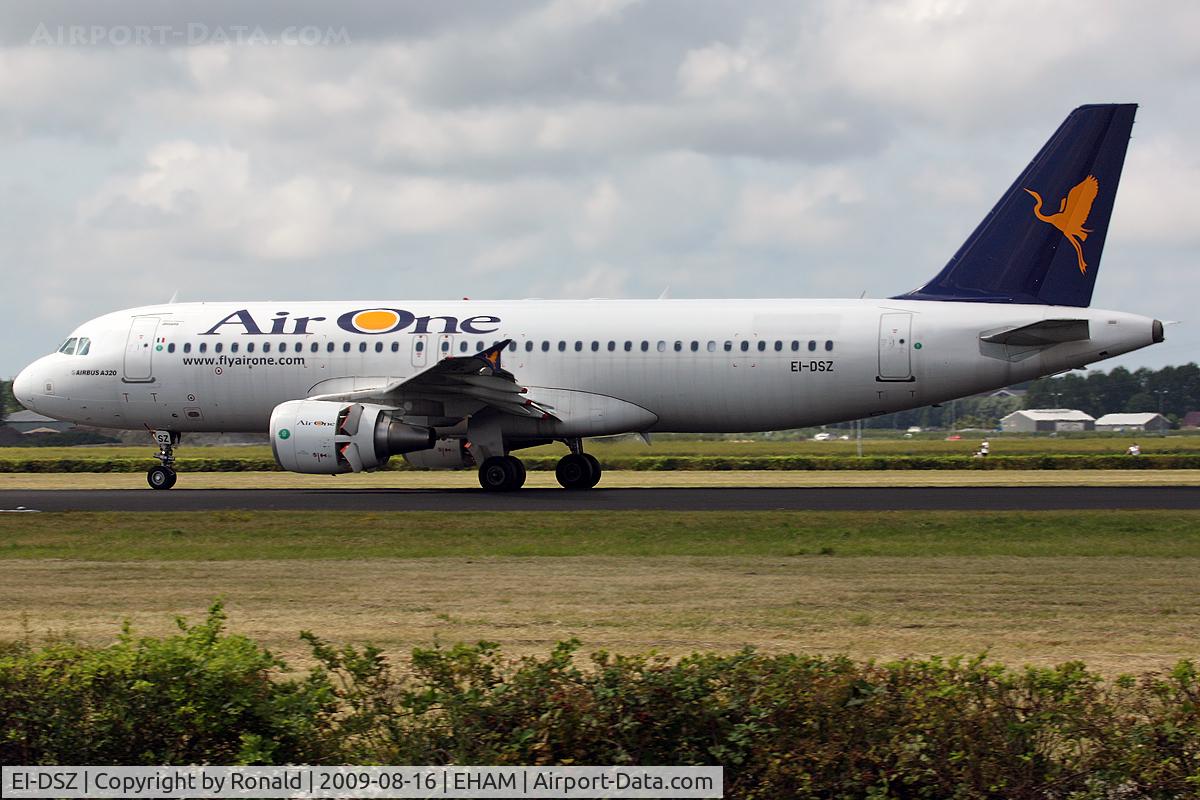 EI-DSZ, 2008 Airbus A320-216 C/N 3695, at spl