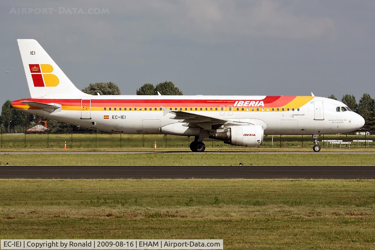 EC-IEI, 2001 Airbus A320-214 C/N 1694, at spl