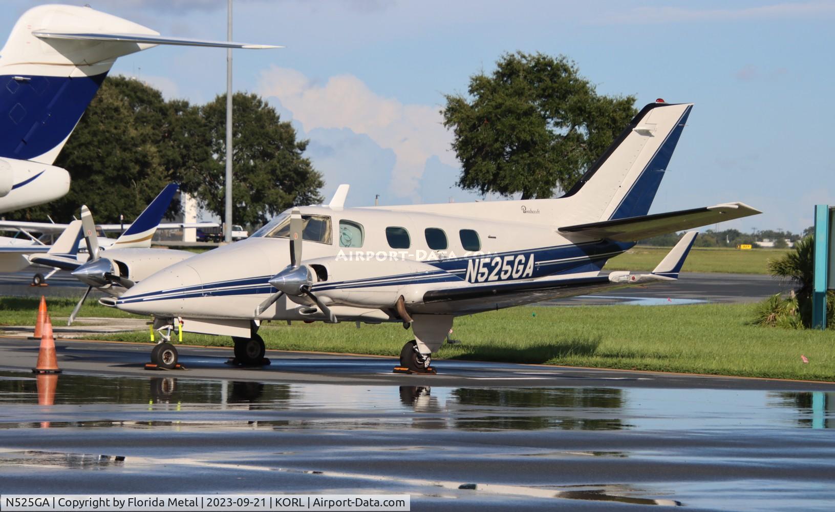 N525GA, 1979 Beech B-60 Duke C/N P-525, Beech 60 zx