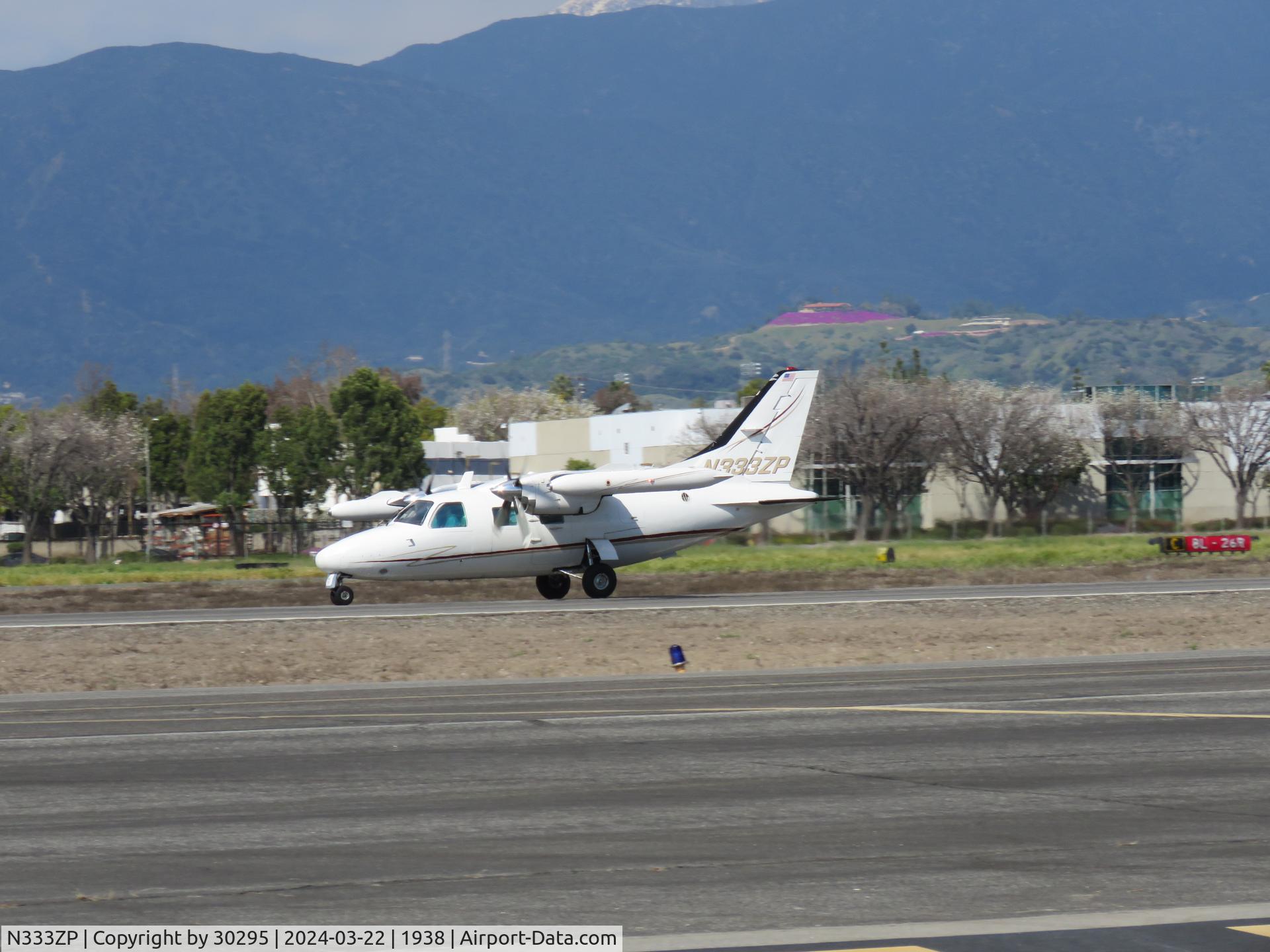 N333ZP, 1977 Mitsubishi MU-2B-26A C/N 363SA, Taking off