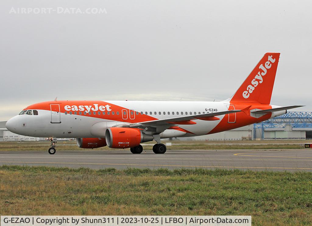 G-EZAO, 2006 Airbus A319-111 C/N 2769, Taxiing to the Terminal... new c/s