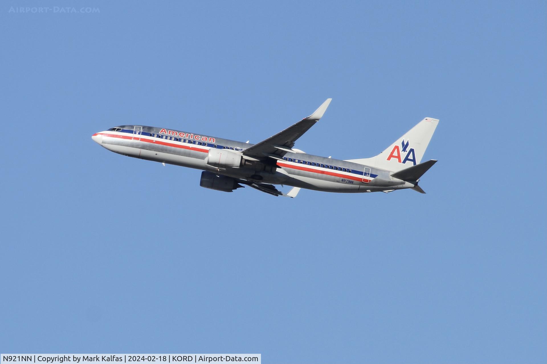 N921NN, 2013 Boeing 737-823 C/N 33229, B738 American Airlines BOEING 737-823   N921NN AAL529 ORD-LAX