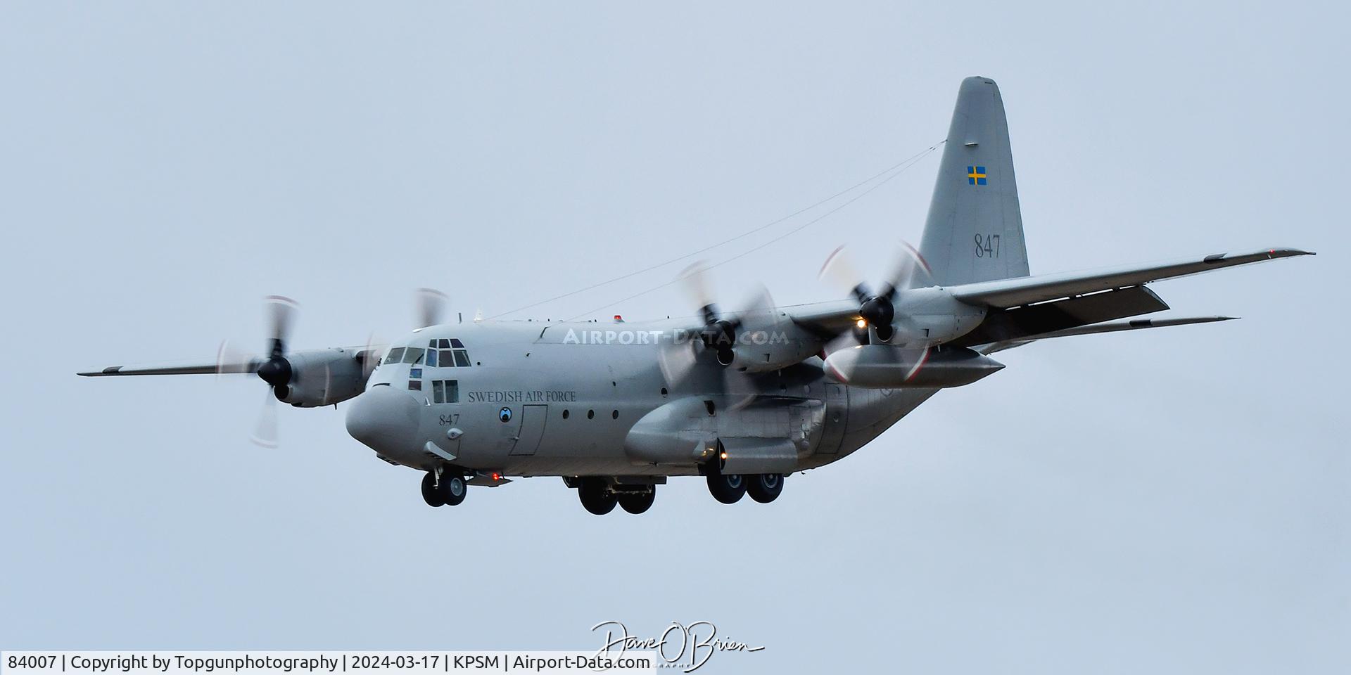 84007, Lockheed C-130H Hercules C/N 382-4887, Swedish AF returning through PSM
