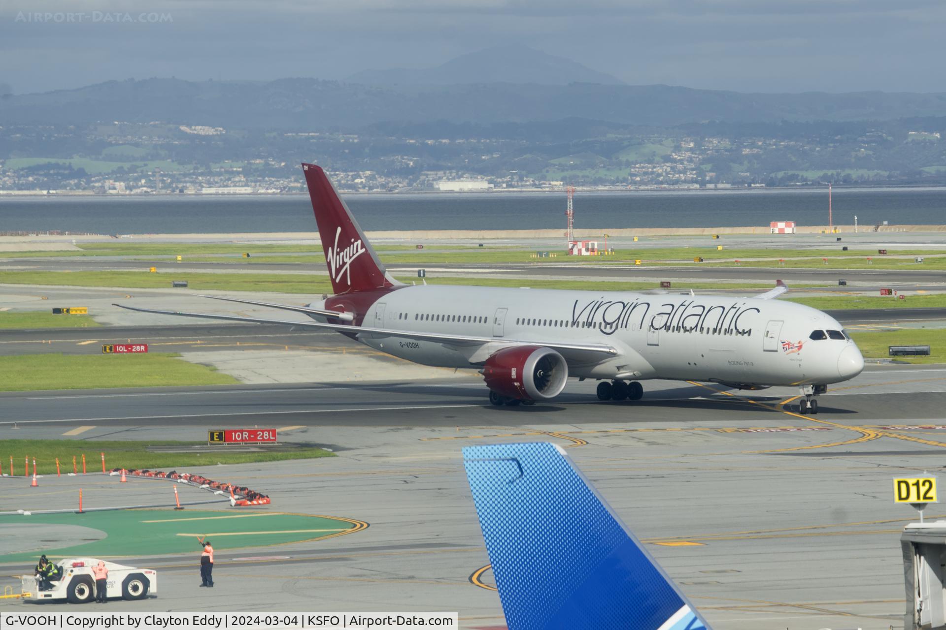 G-VOOH, 2015 Boeing 787-9 Dreamliner Dreamliner C/N 37968, Sky Terrace SFO 2024.