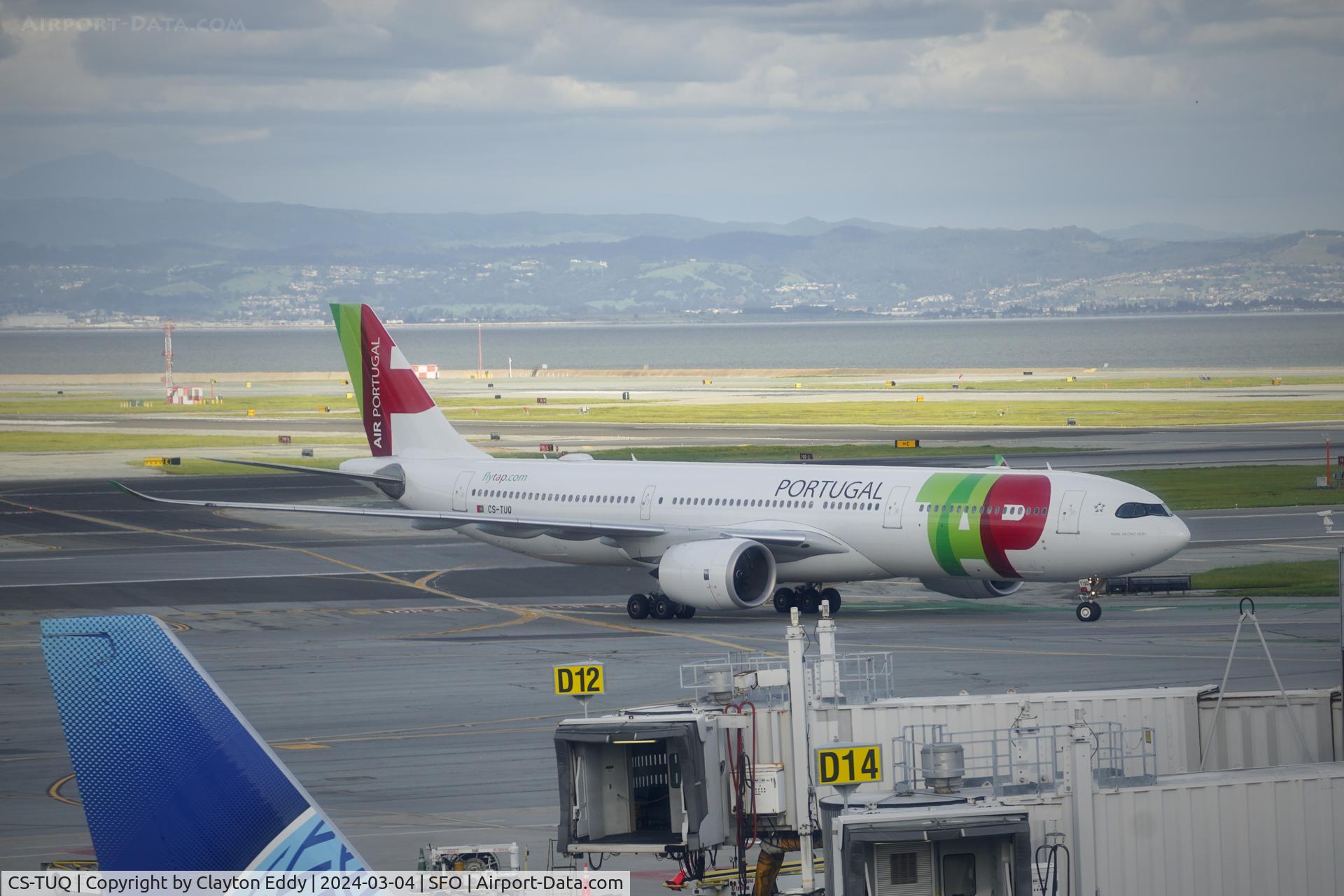 CS-TUQ, 2020 Airbus A330-941N C/N 1941, SkyTerrace SFO 2024.