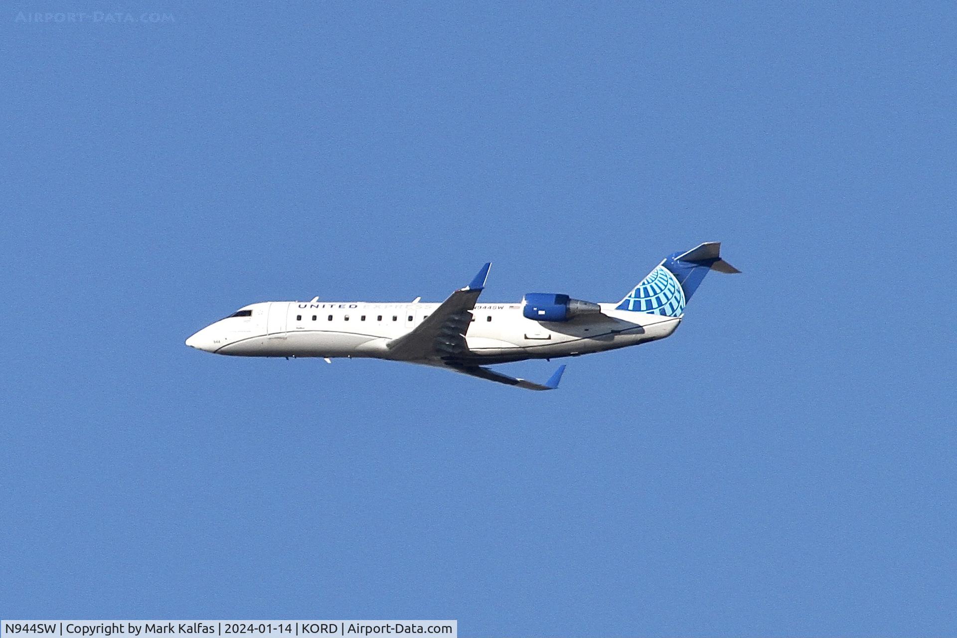 N944SW, 2003 Bombardier CRJ-200LR (CL-600-2B19) C/N 7764, CRJ2 SkyWest/United Express BOMBARDIER INC CL-600-2B19, N944SW ORD-FOD