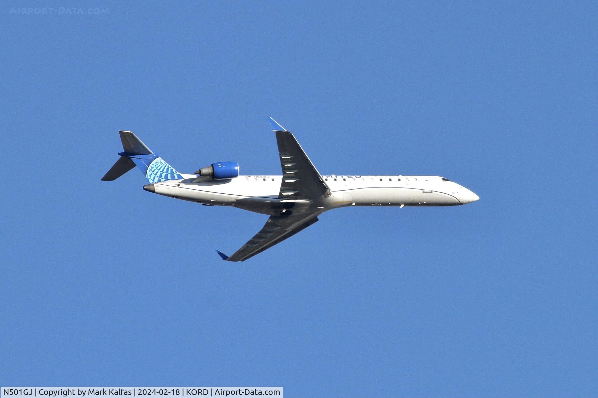 N501GJ, 2001 Bombardier CRJ-550 (CL-600-2C11) C/N 10005, CRJ7 GoJet/United Express Bombardier CRJ-701, CL-600-2C10, N501GJ GJS4518 ORD-STL