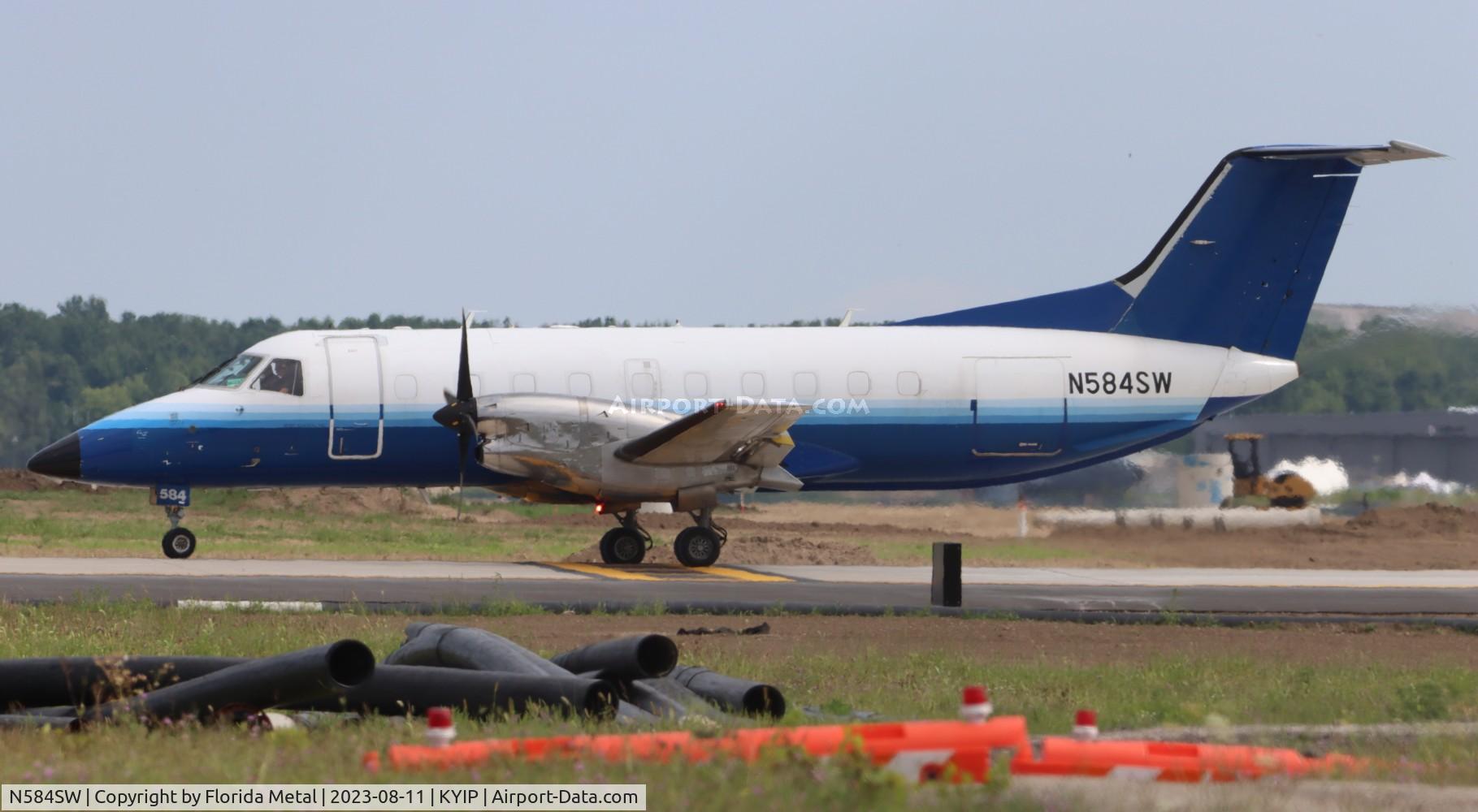N584SW, 1999 Embraer EMB-120ER Brasilia C/N 120352, Berry E120 zx YIP-CAK