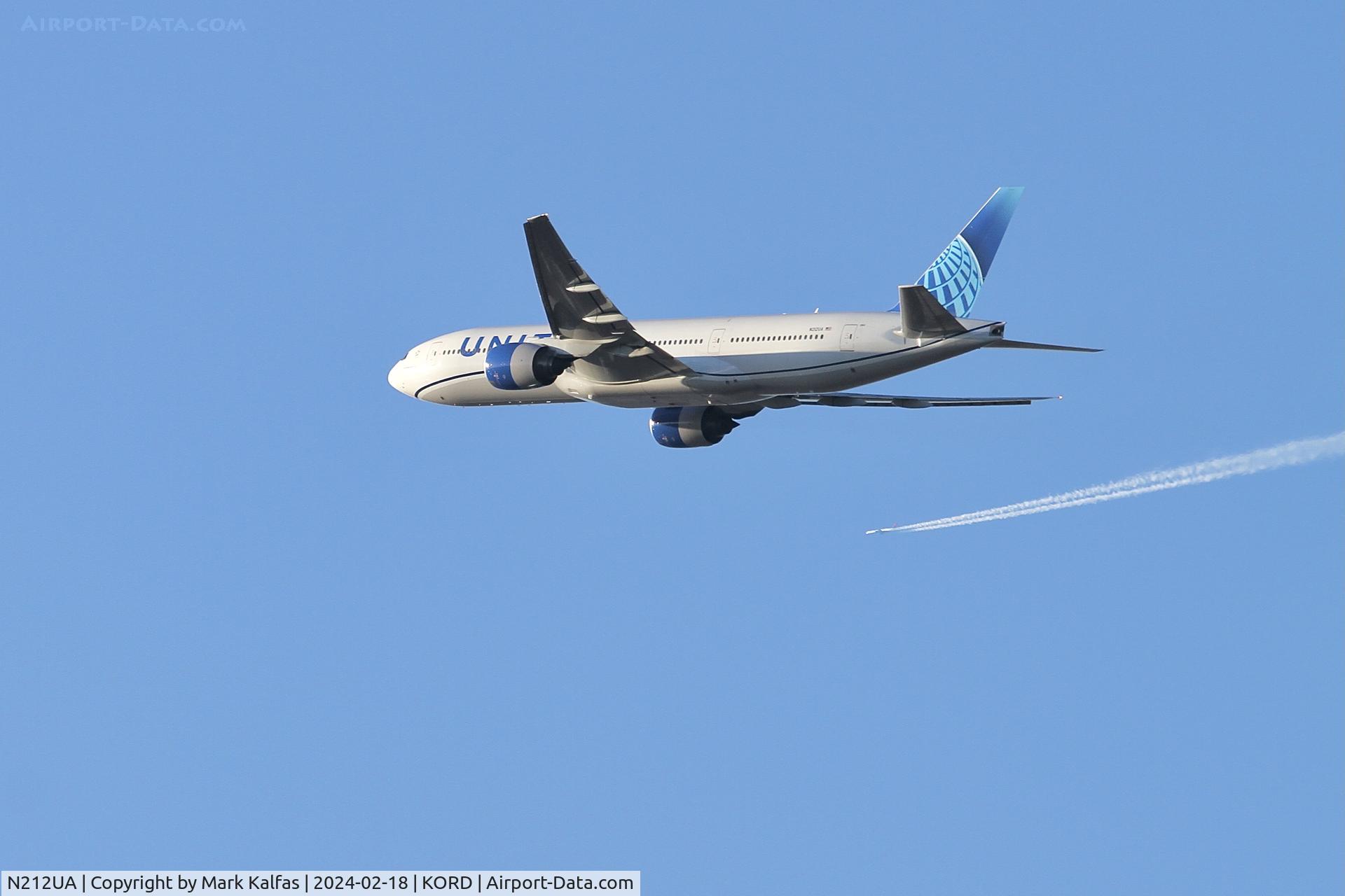 N212UA, 2000 Boeing 777-222 C/N 30218, B772 United Airlines Boeing 777-222  N212UA UAL1755 ORD-SFO