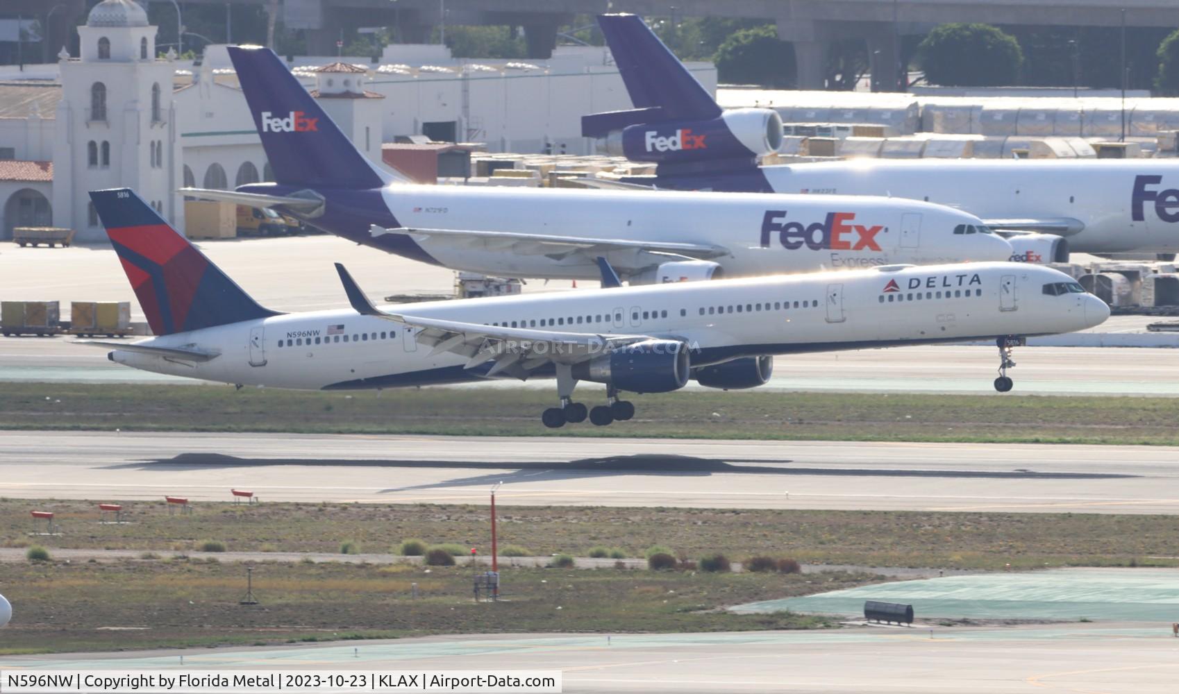 N596NW, 2003 Boeing 757-351 C/N 32996, DAL 753 zx DTW-LAX