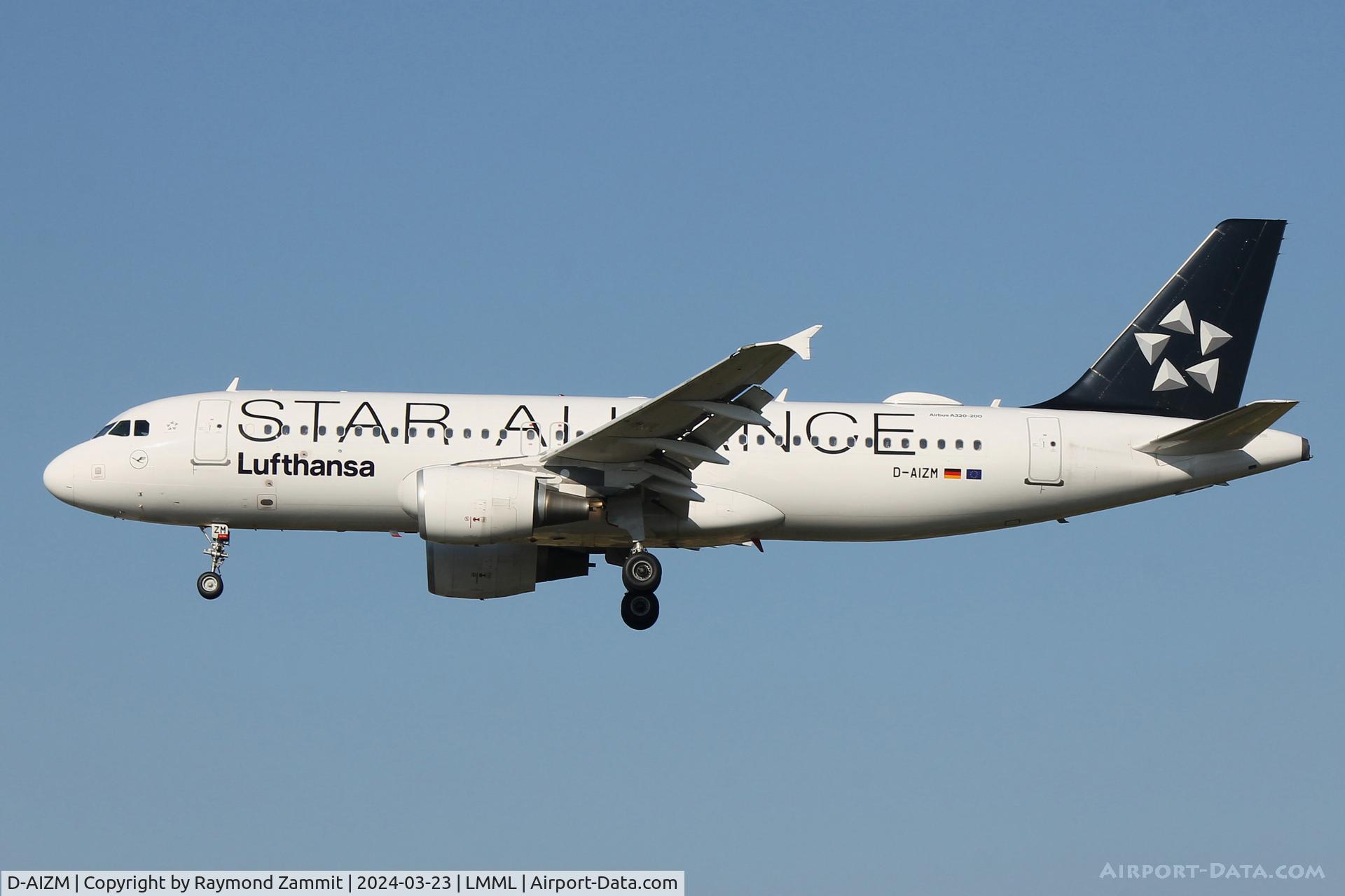 D-AIZM, 2012 Airbus A320-214 C/N 5203, A320 D-AIZM Star Alliance (Lufthansa)