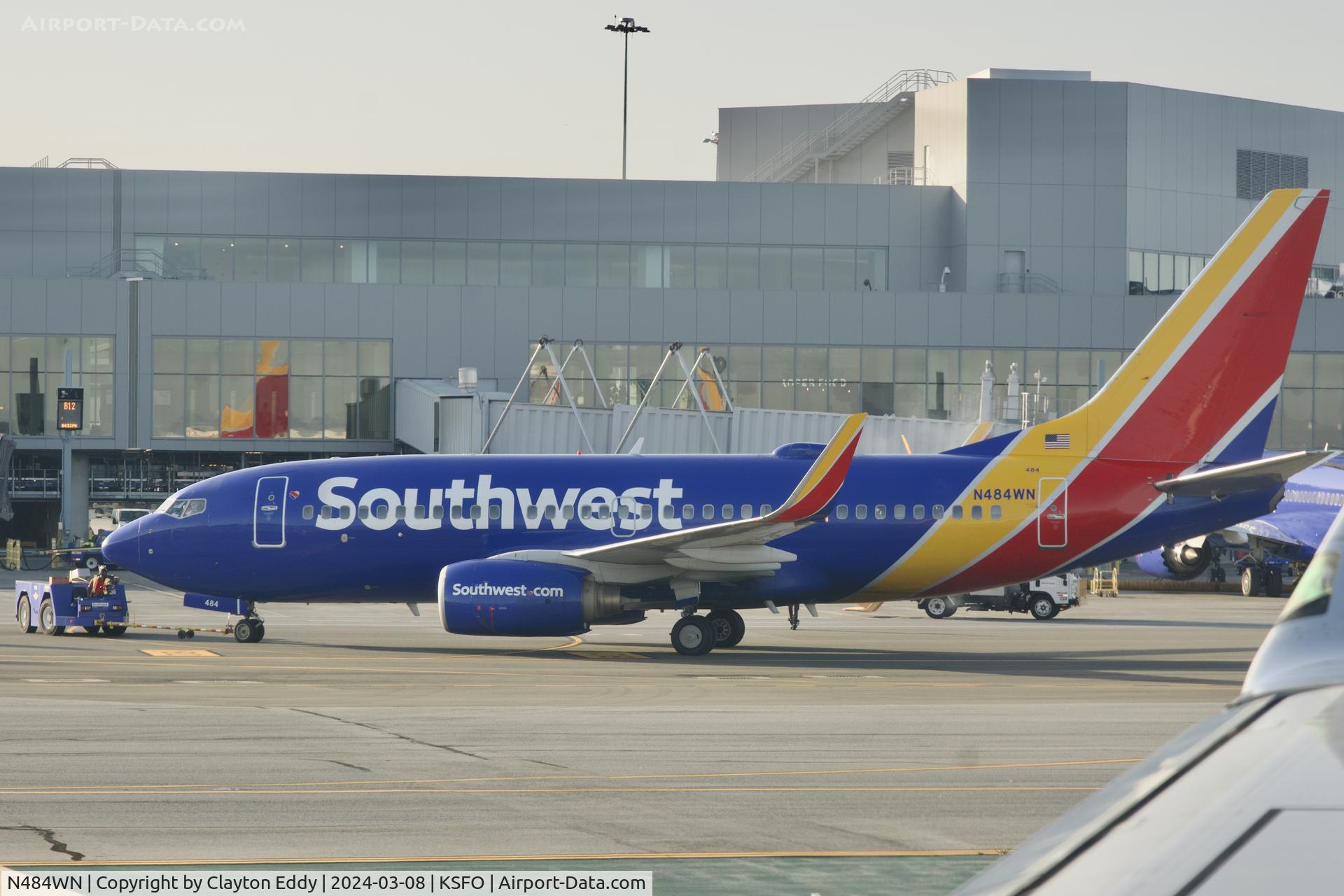 N484WN, 2004 Boeing 737-7H4 C/N 33841, SFO 2024.