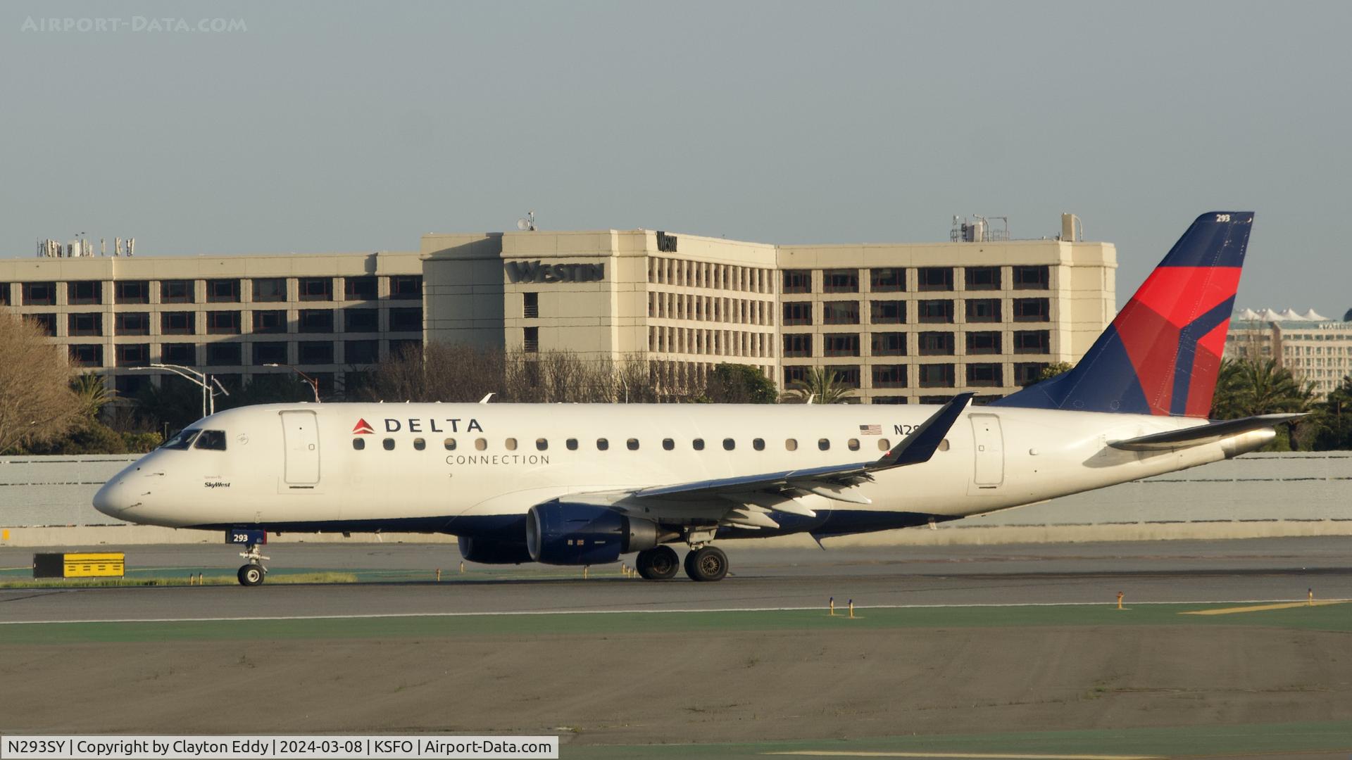 N293SY, 2019 Embraer 175LR (ERJ-170-200LR) C/N 17000787, SFO 2024.