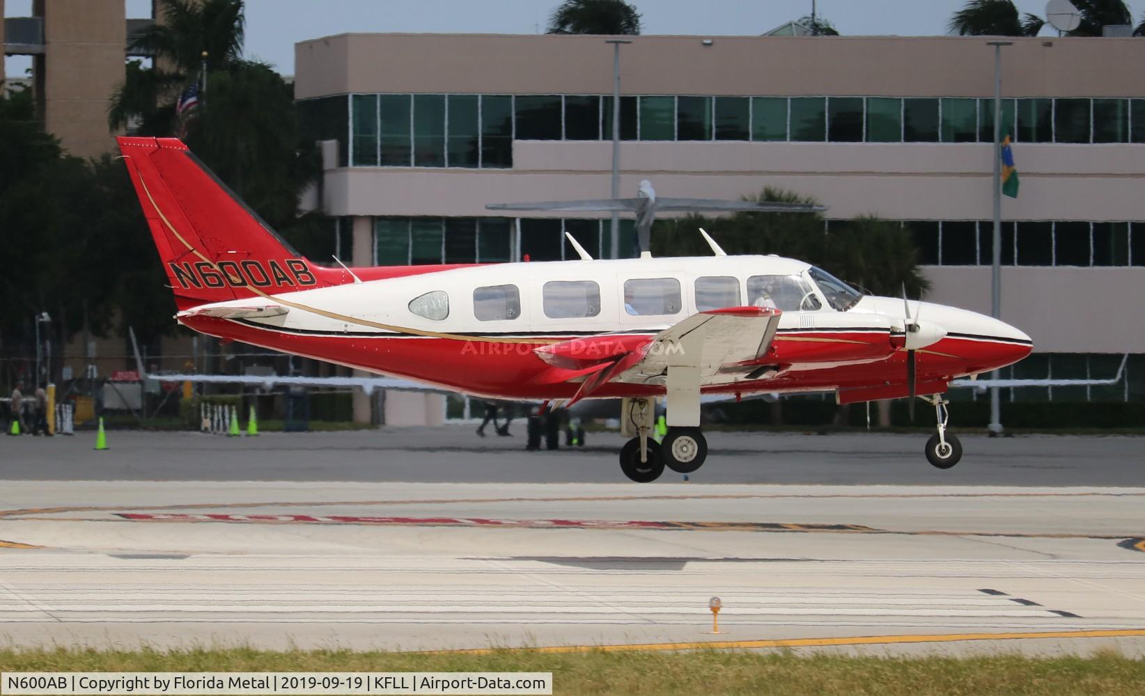 N600AB, 1974 Piper PA-31-350 Chieftain C/N 31-7405445, PA-31-350 zx