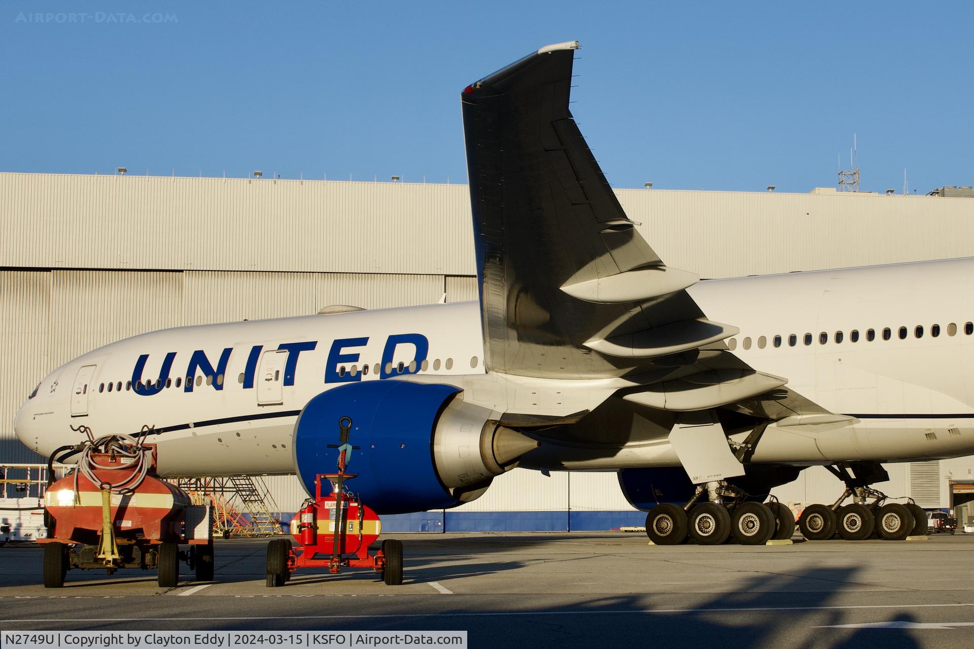 N2749U, 2019 Boeing 777-300/ER C/N 66589, SFO 2024.