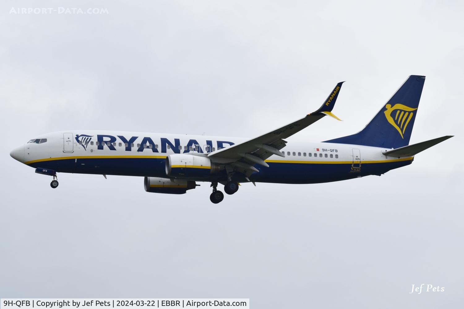9H-QFB, 2007 Boeing 737-8AS C/N 36075, Short final at Brussels Airport