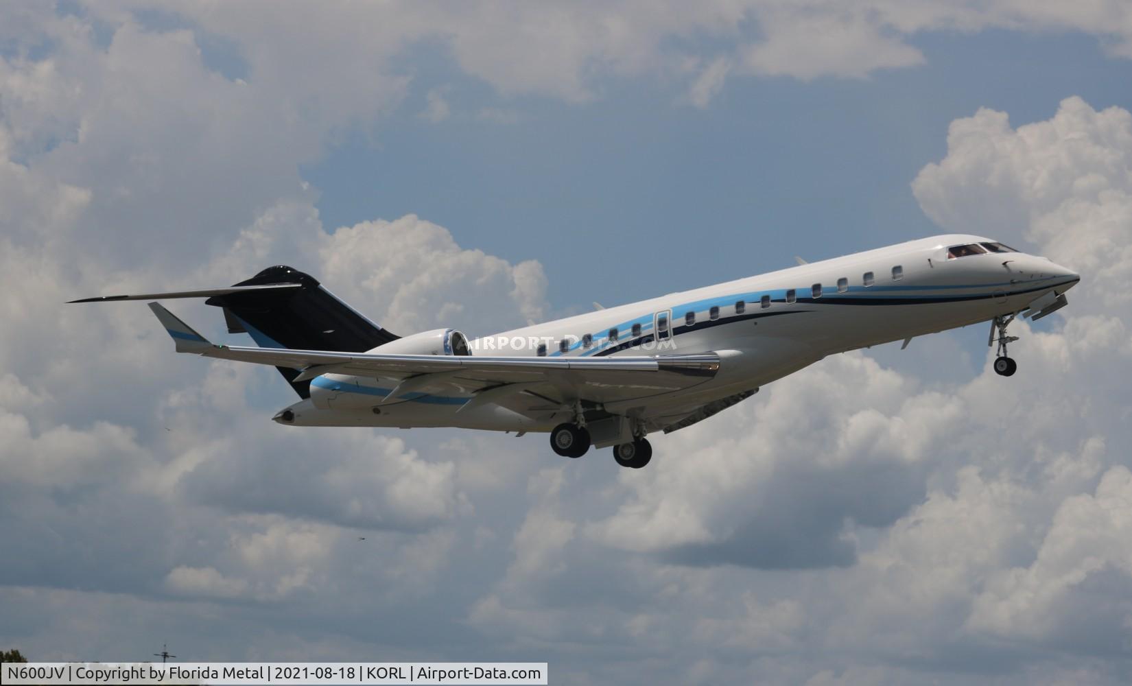 N600JV, 2014 Bombardier BD-700-1A10 Global 6000 C/N 9664, Global 6000 zx