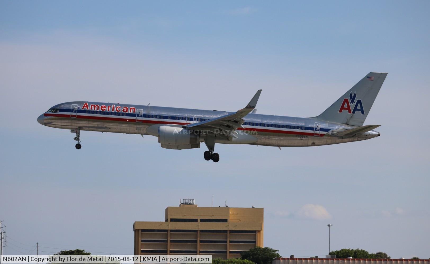 N602AN, 1995 Boeing 757-223 C/N 27053, AAL 752 oc zx SXM-MIA