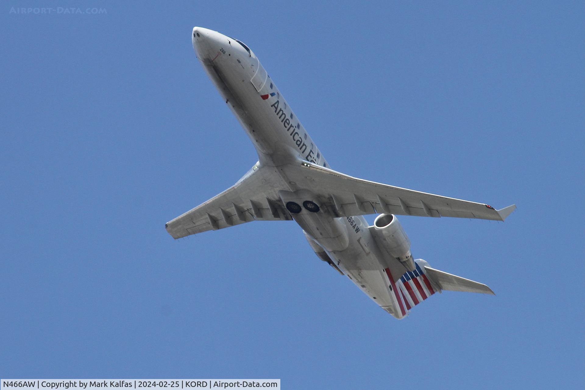 N466AW, 2004 Bombardier CRJ-200LR (CL-600-2B19) C/N 7899, CRJ2 Air Wisconsin/ American Eagle BOMBARDIER INC CL-600-2B19 N466AW AWI6060 ORD-MEM