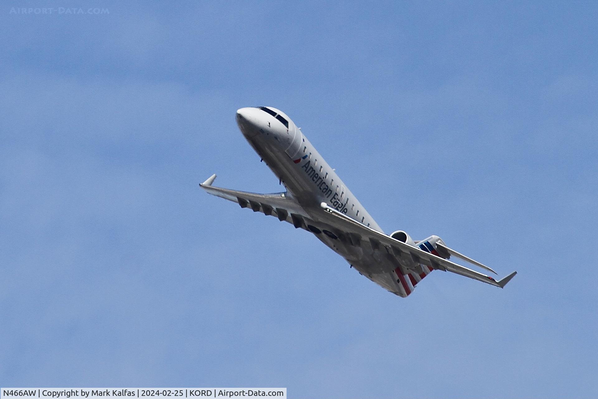 N466AW, 2004 Bombardier CRJ-200LR (CL-600-2B19) C/N 7899, CRJ2 Air Wisconsin/ American Eagle BOMBARDIER INC CL-600-2B19 N466AW AWI6060 ORD-MEM