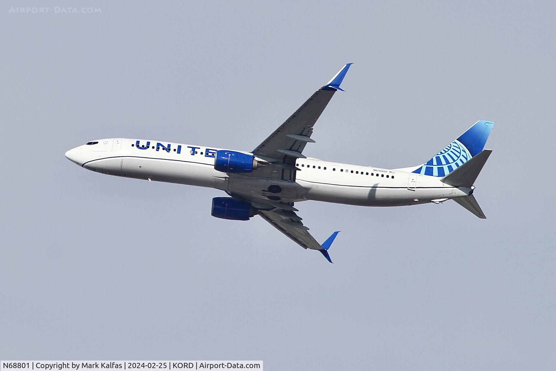 N68801, 2013 Boeing 737-924/ER C/N 42740, B739 United Airlines BOEING 737-924ER  N68801 UAL1310 ORD-MSP