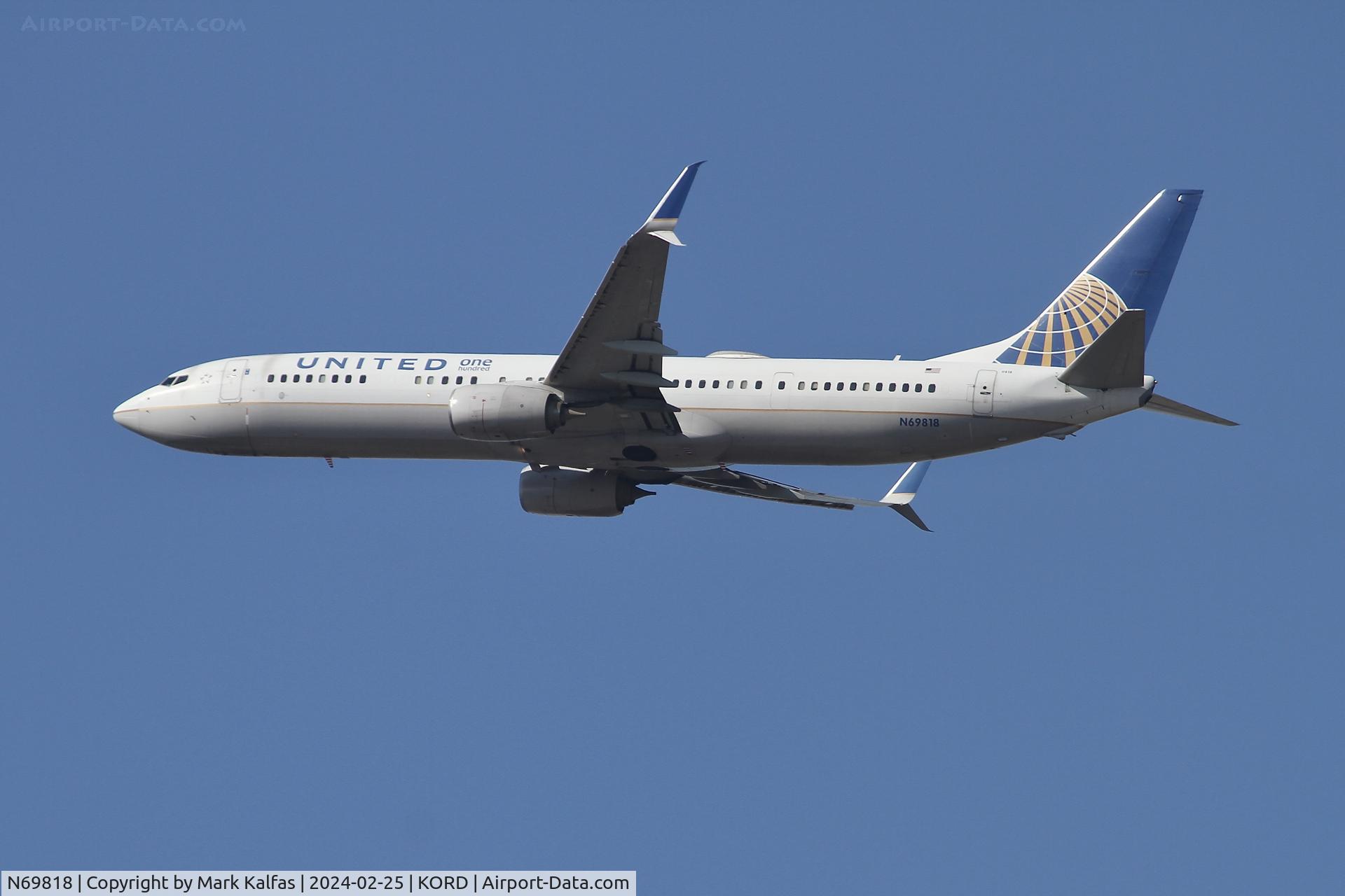 N69818, 2014 Boeing 737-924/ER C/N 42177, B739 United Airlines  BOEING 737-924ER N69818 
