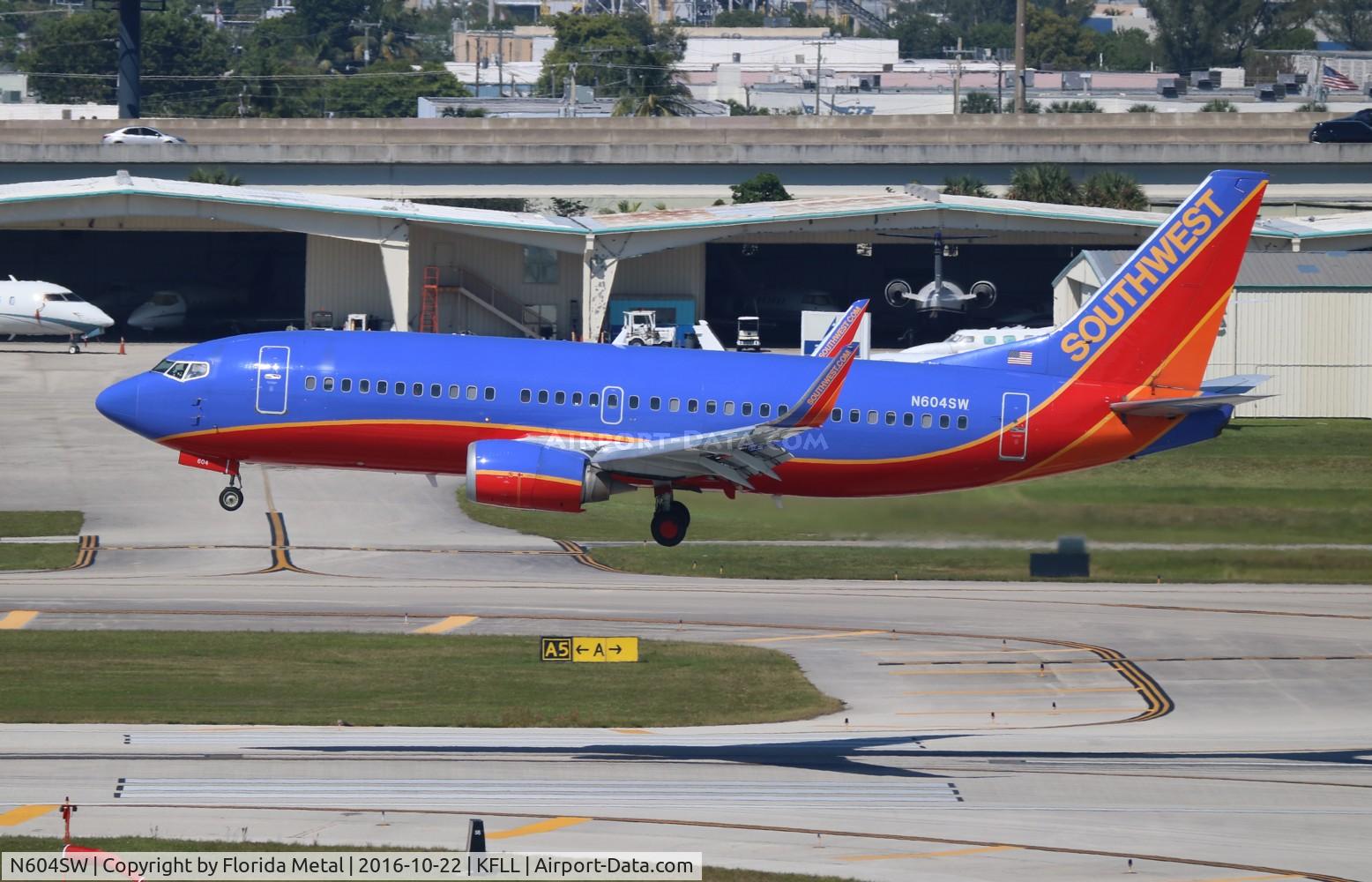 N604SW, 1995 Boeing 737-3H4 C/N 27955, SWA 733 oc zx TPA-FLL
