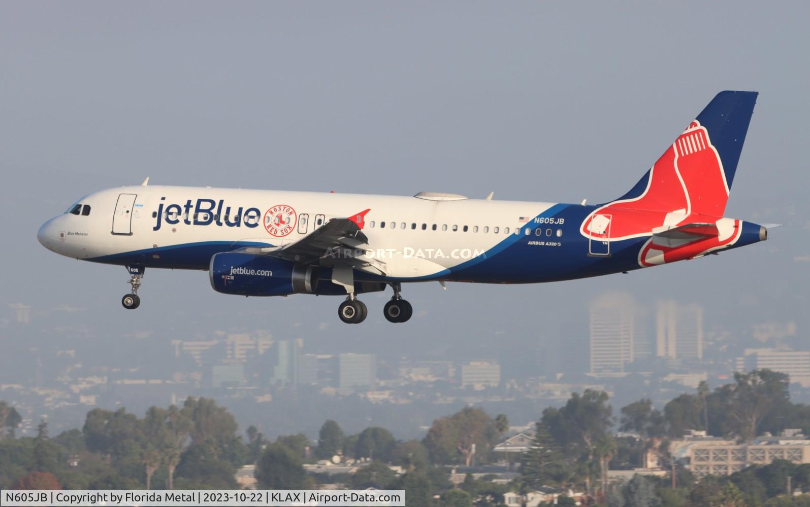 N605JB, 2005 Airbus A320-232 C/N 2368, JBU A320 red sox new zx SFO-LAX