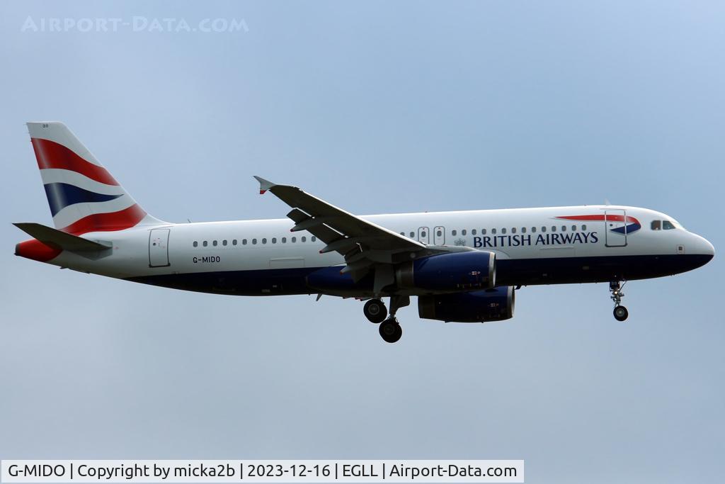G-MIDO, 2002 Airbus A320-232 C/N 1987, Landing