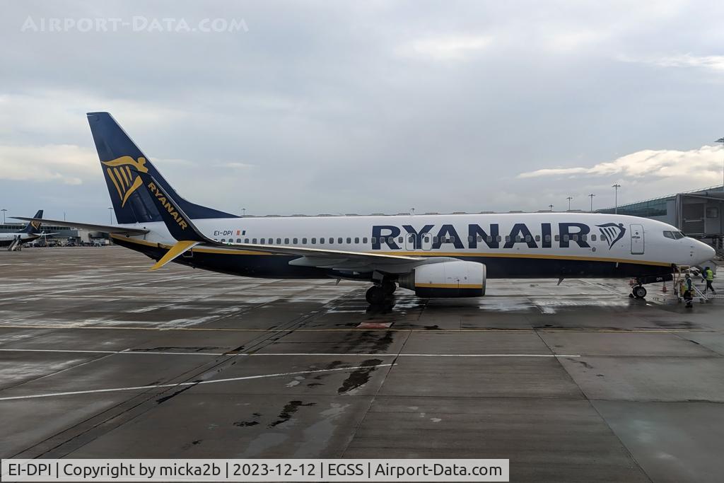 EI-DPI, 2007 Boeing 737-8AS C/N 33608, Parked