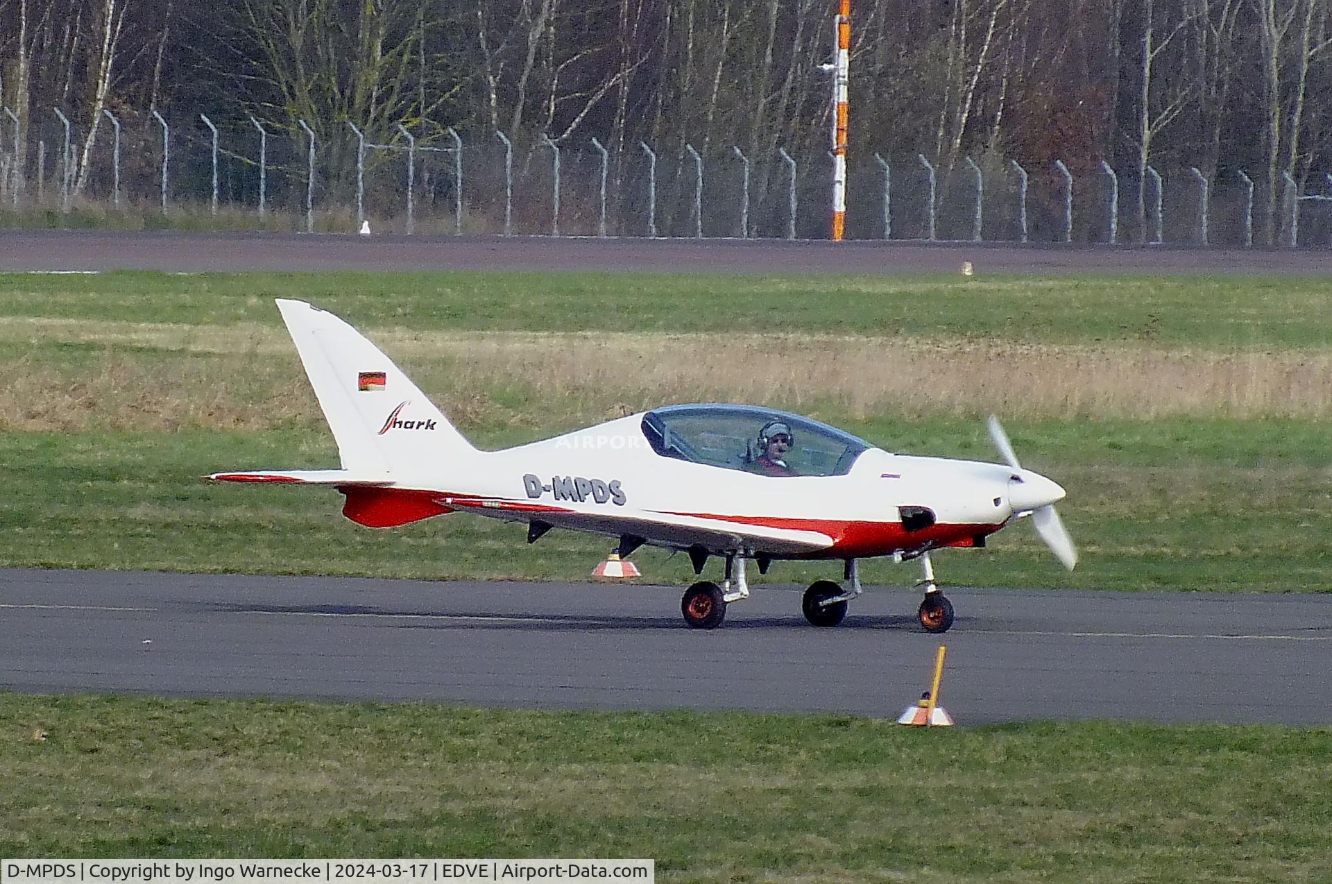 D-MPDS, 2012 Shark Aero Shark Premium C/N 007, Shark Aero Shark Premium at Braunschweig/Wolfsburg airport, Waggum
