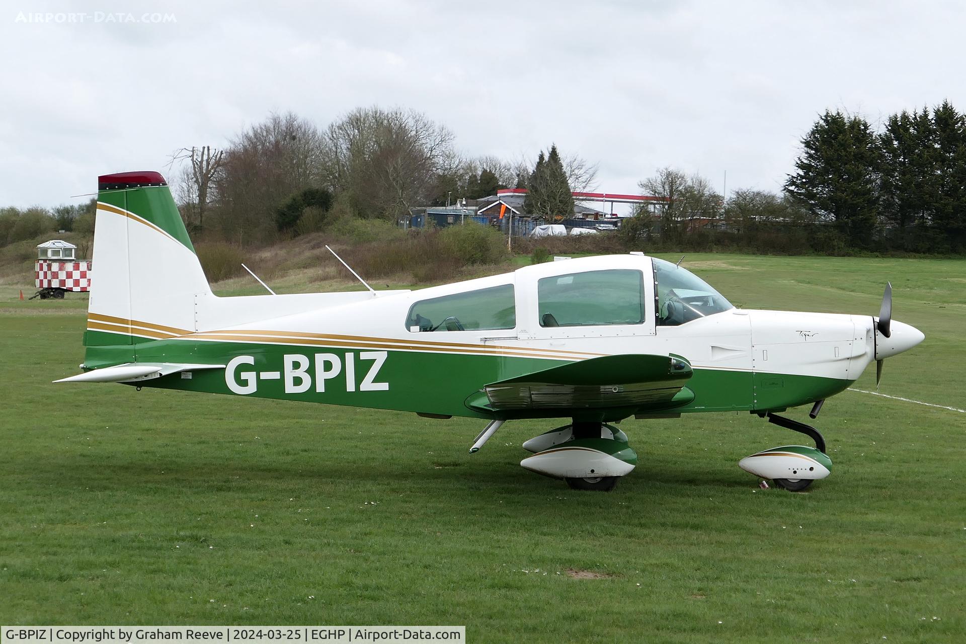 G-BPIZ, 1979 Gulfstream American AA-5B Tiger C/N AA5B-1154, Parked at Popham.