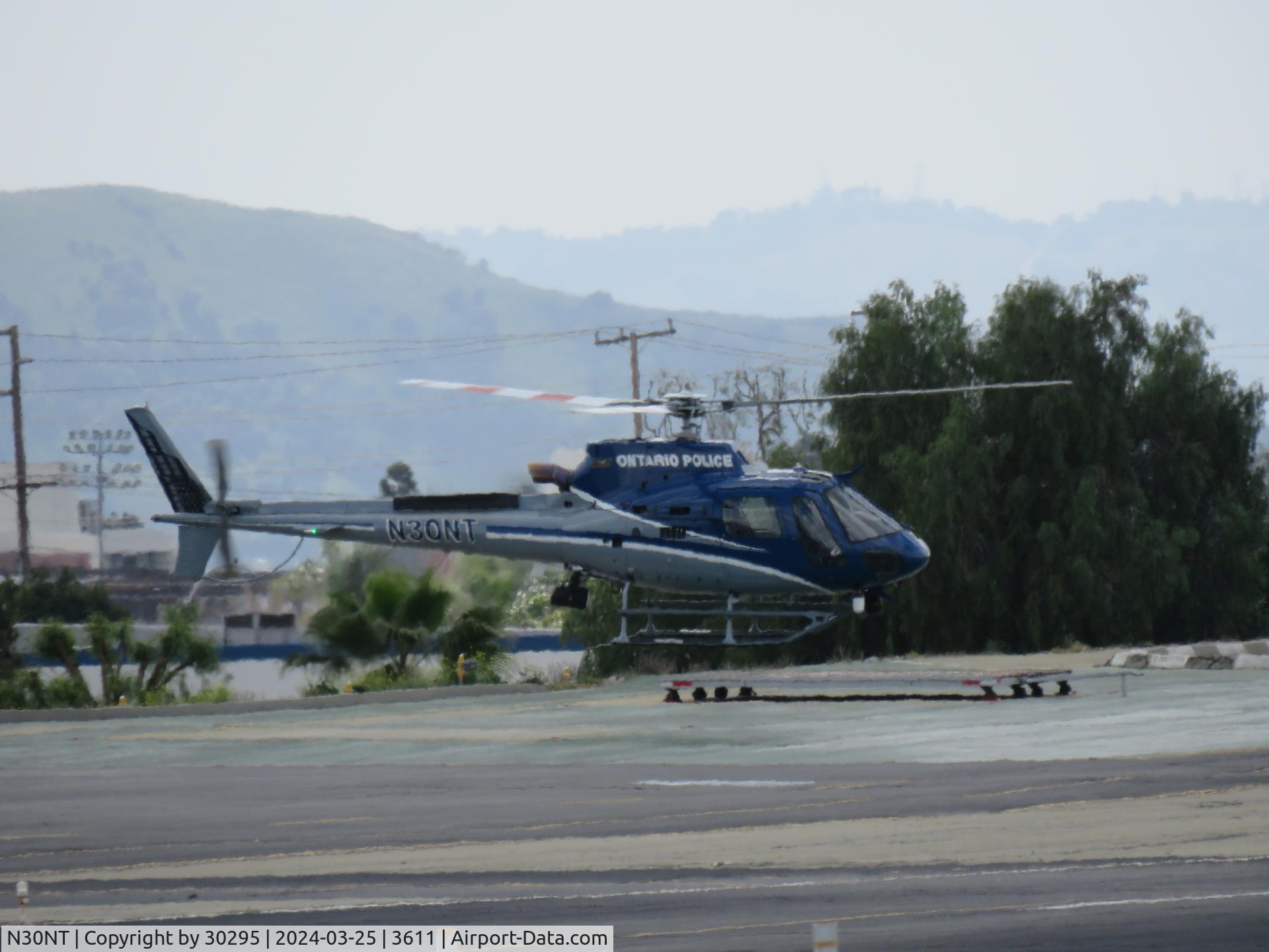 N30NT, 2020 Airbus Helicopters AS-350B-3 Ecureuil C/N 8798, Lifting off