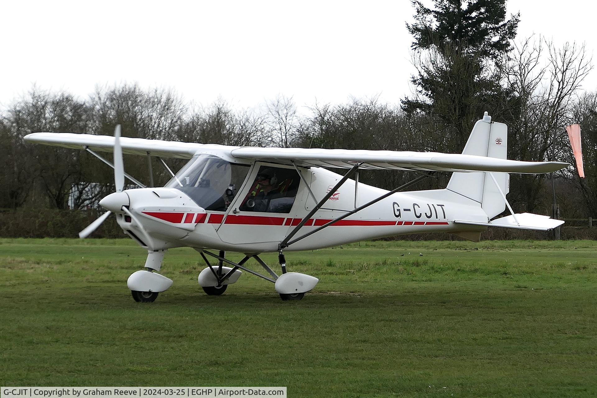 G-CJIT, 2016 Comco  Ikarus C42 FB100 Bravo C/N 1608-7466, Departing from Popham.