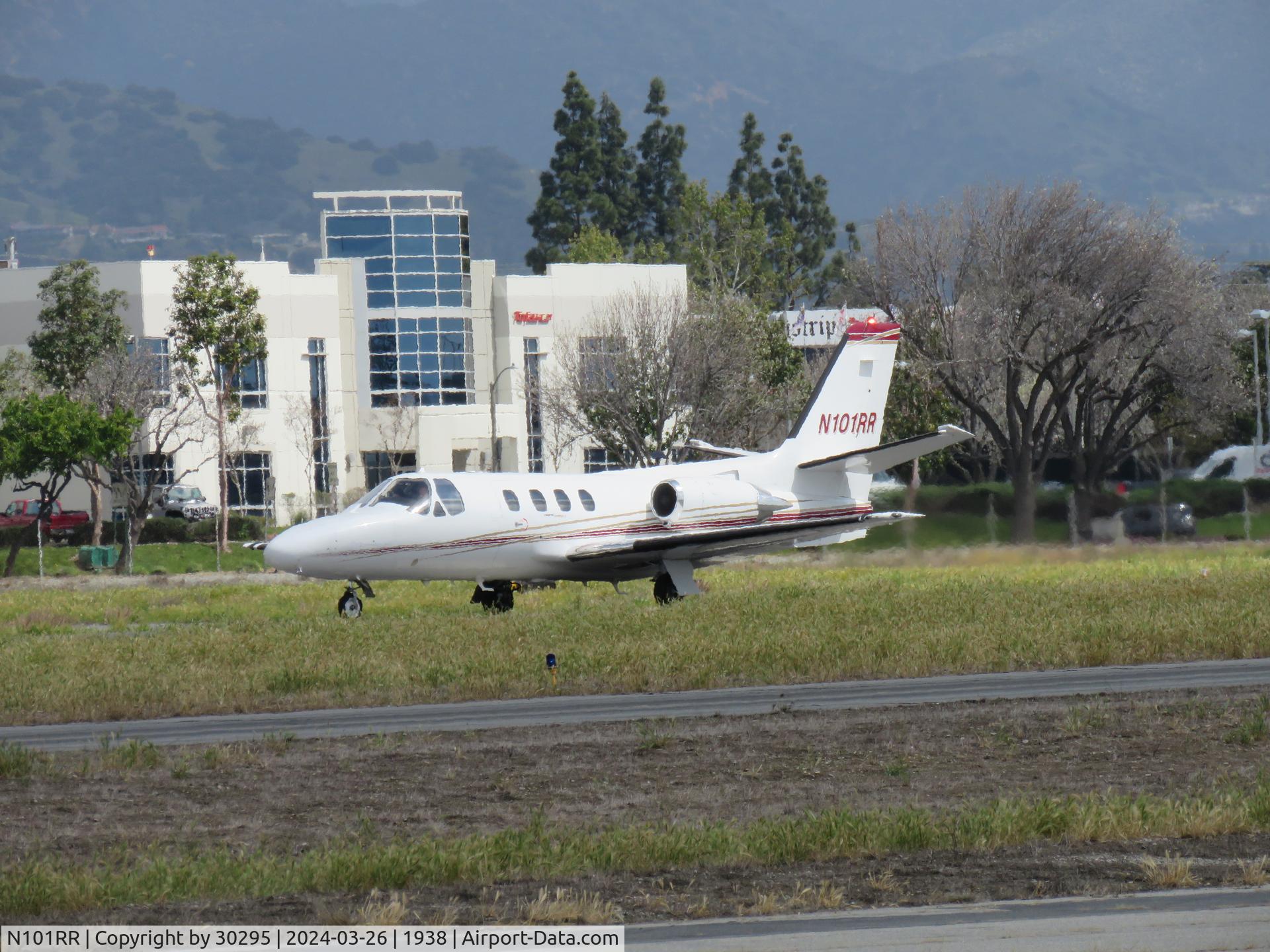 N101RR, 1982 Cessna 501 Citation I/SP C/N 501-0241, Taking off