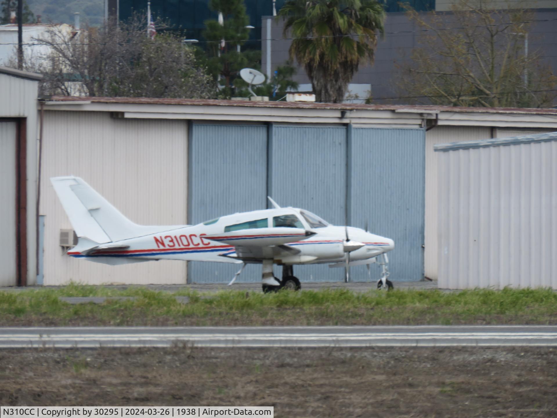 N310CC, 1973 Cessna 310Q C/N 310Q0970, Stopped