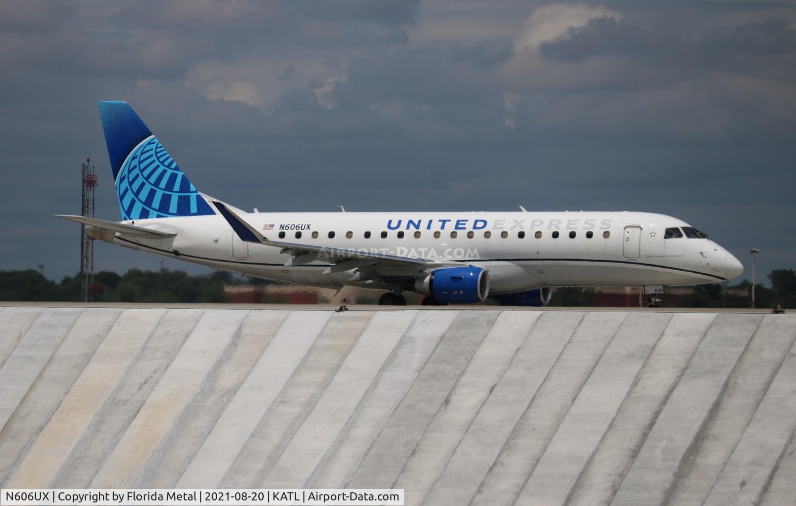 N606UX, 2019 Embraer 175LR (ERJ-170-200LR) C/N 17000803, SKW/UE E175 zx ATL-IAD