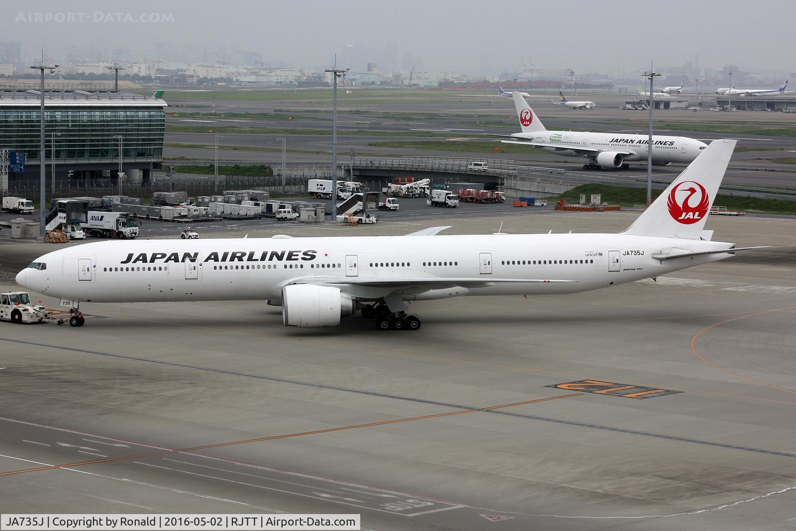 JA735J, 2006 Boeing 777-346/ER C/N 32434, at hnd