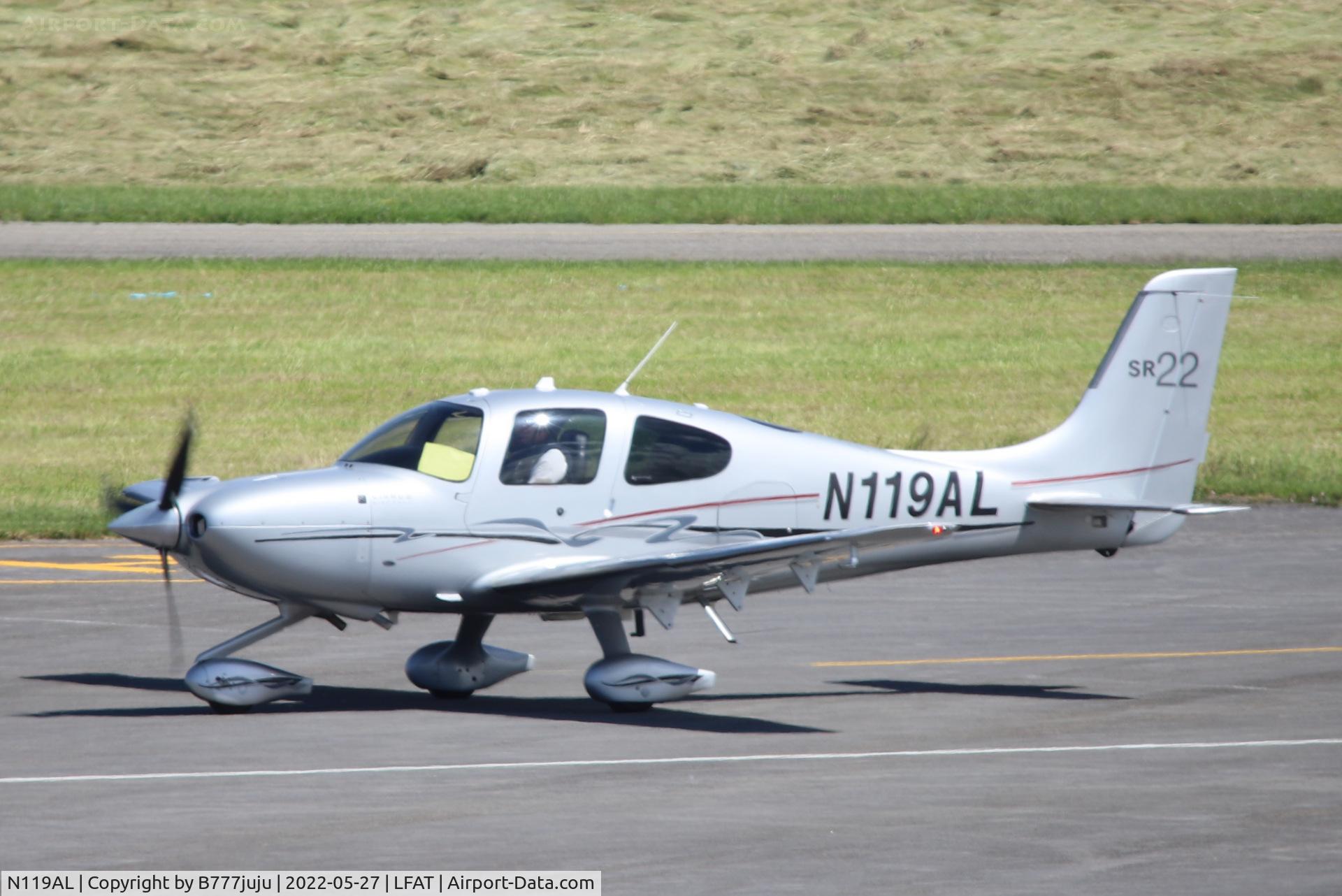 N119AL, 2012 Cirrus SR-22 C/N 3896, at Le Touquet