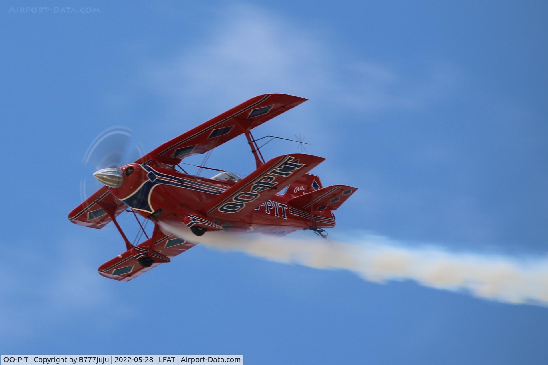 OO-PIT, 2004 Aviat Pitts S-2C Special C/N 6066, at Le Touquet