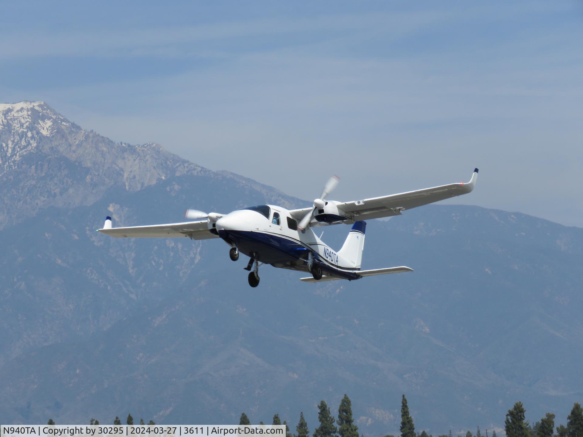N940TA, 2014 Tecnam P-2006T C/N 140/US, Airbourne