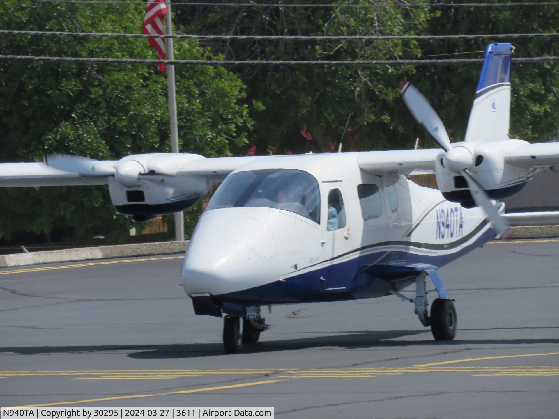 N940TA, 2014 Tecnam P-2006T C/N 140/US, 2X Rotax 912-S3