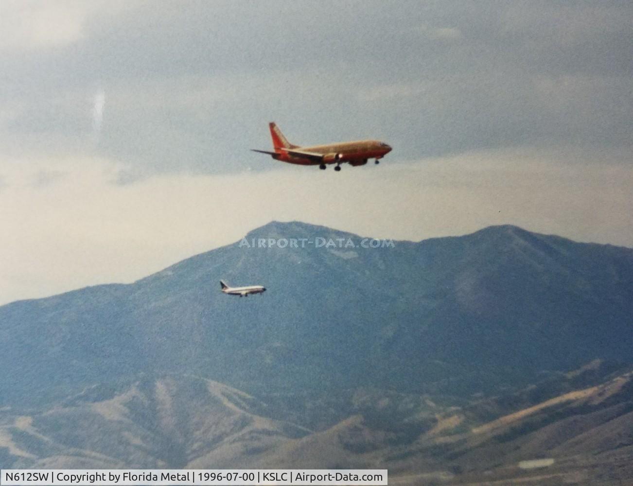 N612SW, 1995 Boeing 737-3H4 C/N 27930, SWA 733 gold zx SLC