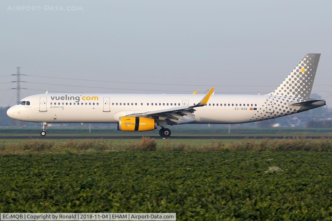 EC-MQB, 2017 Airbus A321-231 C/N 7599, at spl