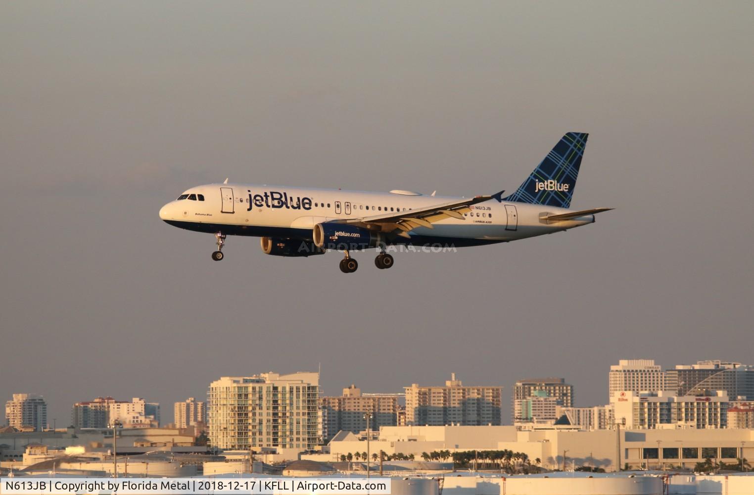 N613JB, 2005 Airbus A320-232 C/N 2449, JBU A320 zx EWR-FLL